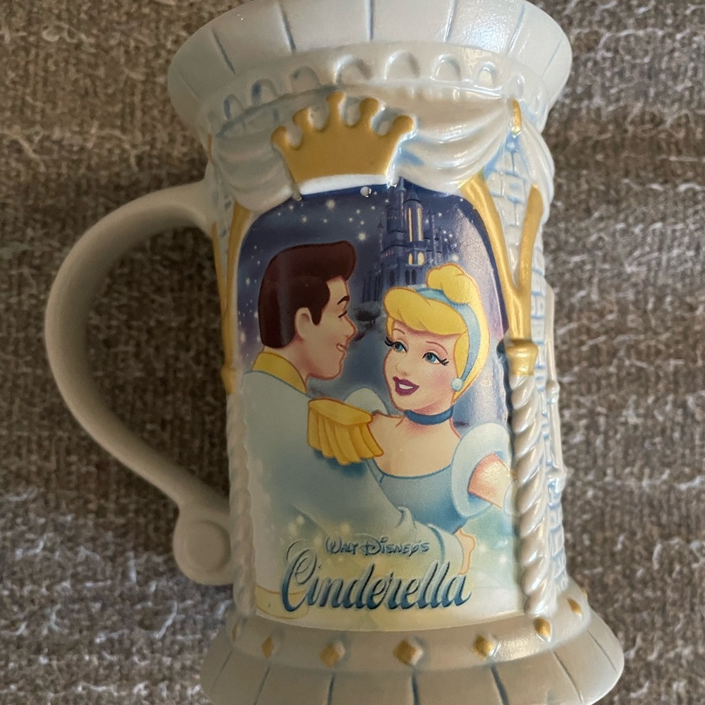 Cinderella mug NWOT